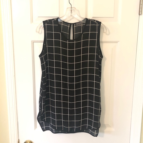 VINCE CAMUTO Keyhole Back Blouse - Picture 1 of 7